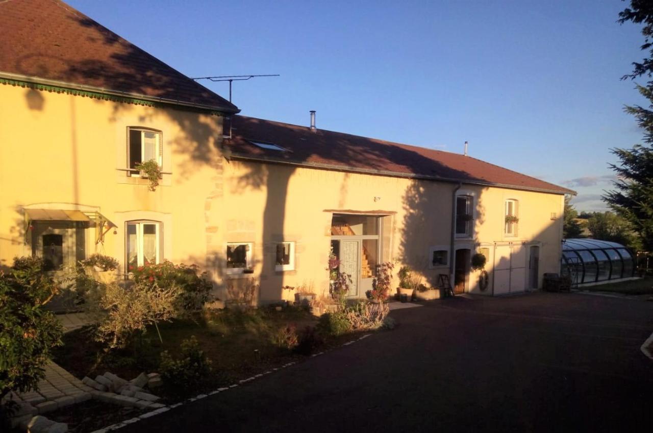 Les Gremilles Bed & Breakfast Bassoncourt ภายนอก รูปภาพ